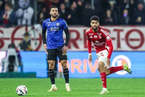 المرة السادسة بالدوري الفرنسي.. محمد عبد المنعم أساسيا في تشكل نيس أمام ليون